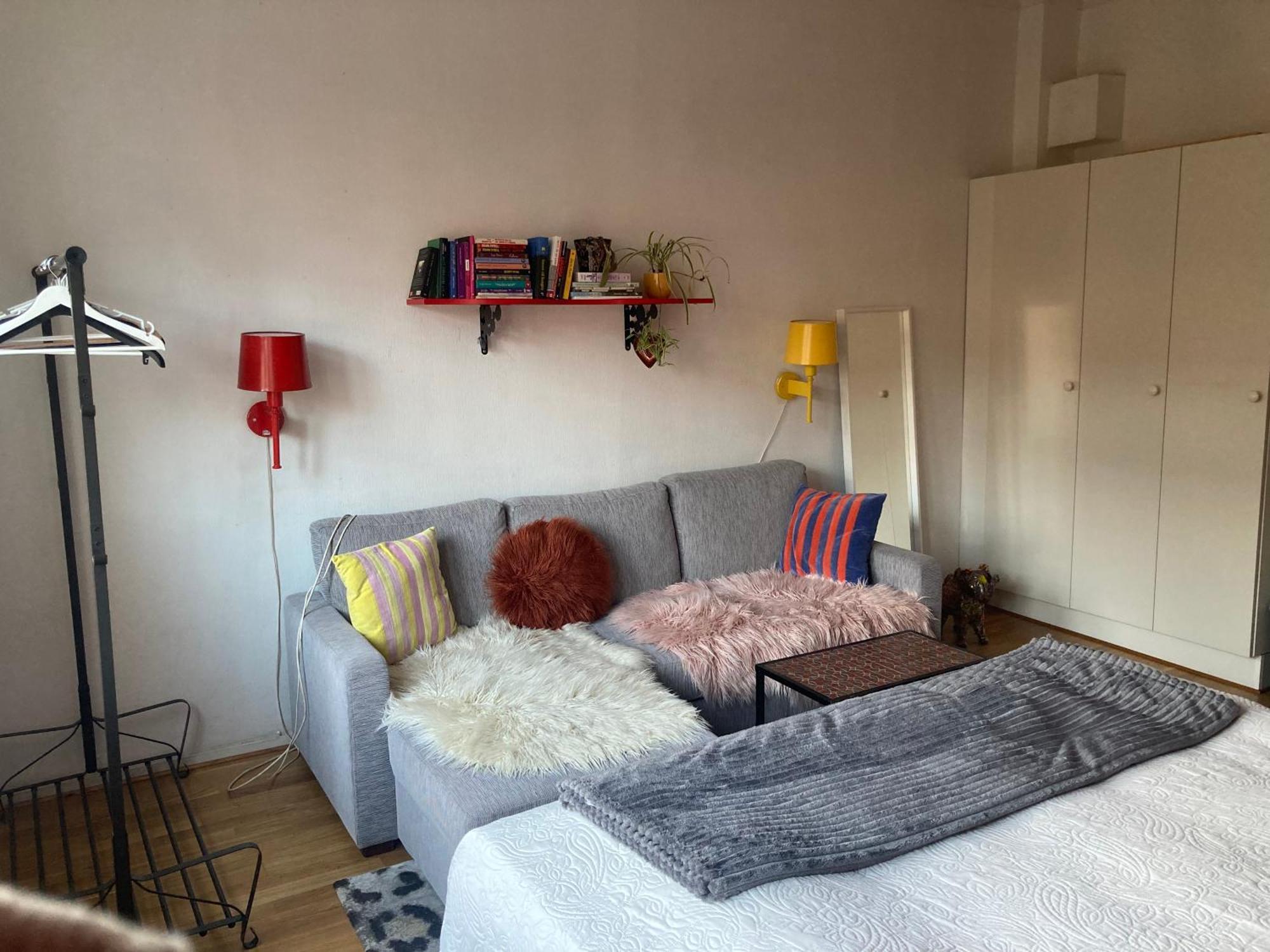 Rum Med Eget Badrum Och Stort, Delat Koek,Centralt I Malmoe A Room In An Apartment, Own Bathroom And Kitchen Shared With A Family Экстерьер фото